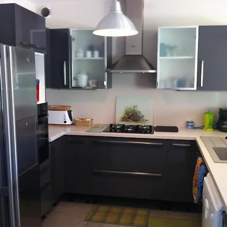 Golfe Juan, A Pied Villa Vallauris
